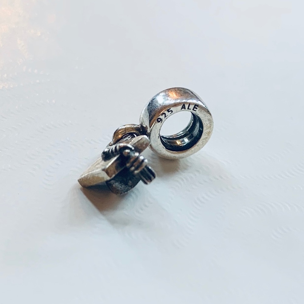 PANDORA Graduation Cap Dangle Charm - Picture 3 of 4